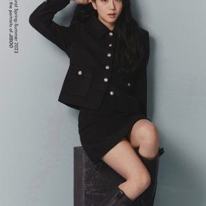 BLACKPINK-JISOO-for-DUNST-S-S-2023-Collection-documents-29.jpeg