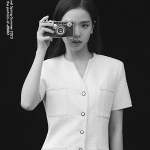 BLACKPINK-JISOO-for-DUNST-S-S-2023-Collection-documents-9.jpeg